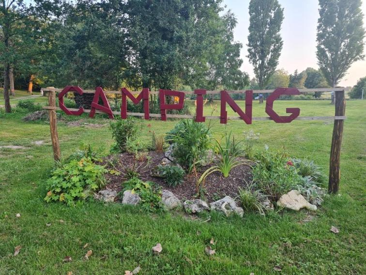 Camping De La Reuille Flere-la-Riviere Εξωτερικό φωτογραφία